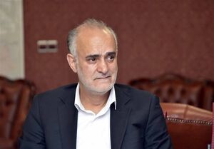 پاسخ تند نبی به دبیر: هرکس سرش در کار خودش باشد