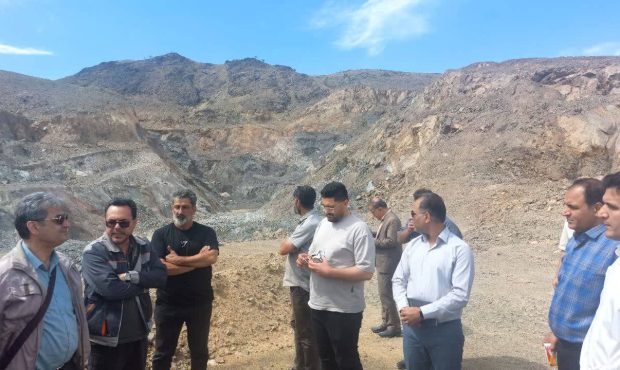 بازدید جمعی از اساتید، اعضای هیأت علمی و شرکتهای فناور دانشگاه حکیم سبزواری از مجتمع معادن مس تکنار بردسکن بازدید جمعی از اساتید، اعضای هیأت علمی و شرکتهای فناور دانشگاه حکیم سبزواری از مجتمع معادن مس تکنار بردسکن